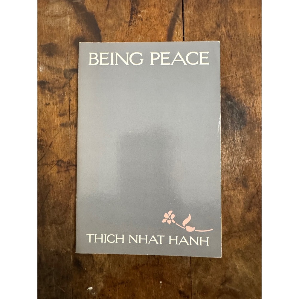 Being Peace Thich Nhat Hanh 1988 Parallax Press Vintage Paperback Buddhism Book